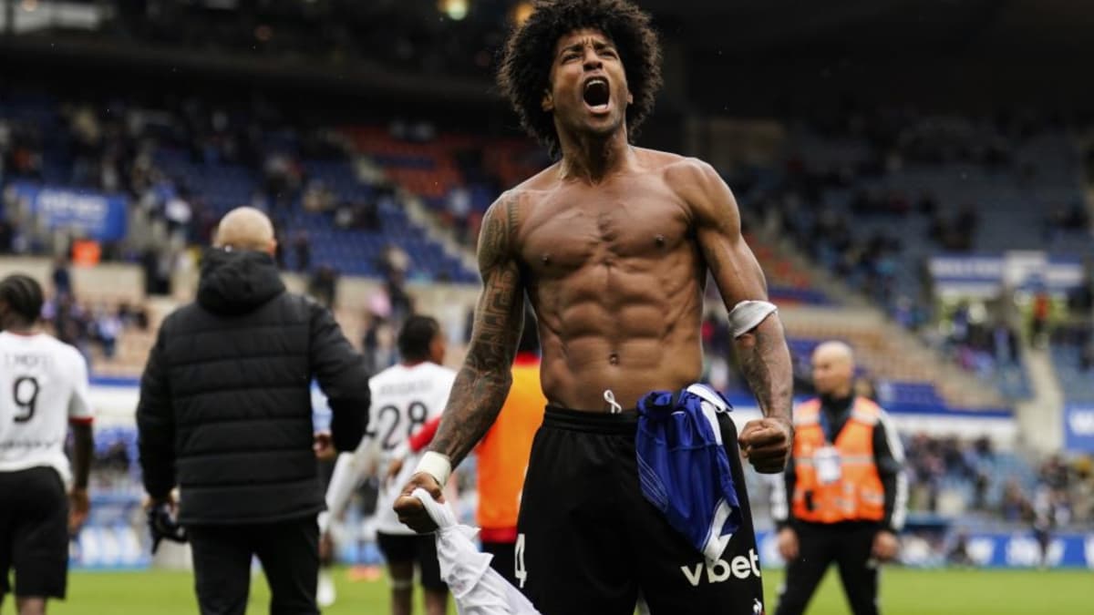 Deja de ser el jugador más veterano de las grandes Ligas... ¡para entrenar al filial del Bayern!