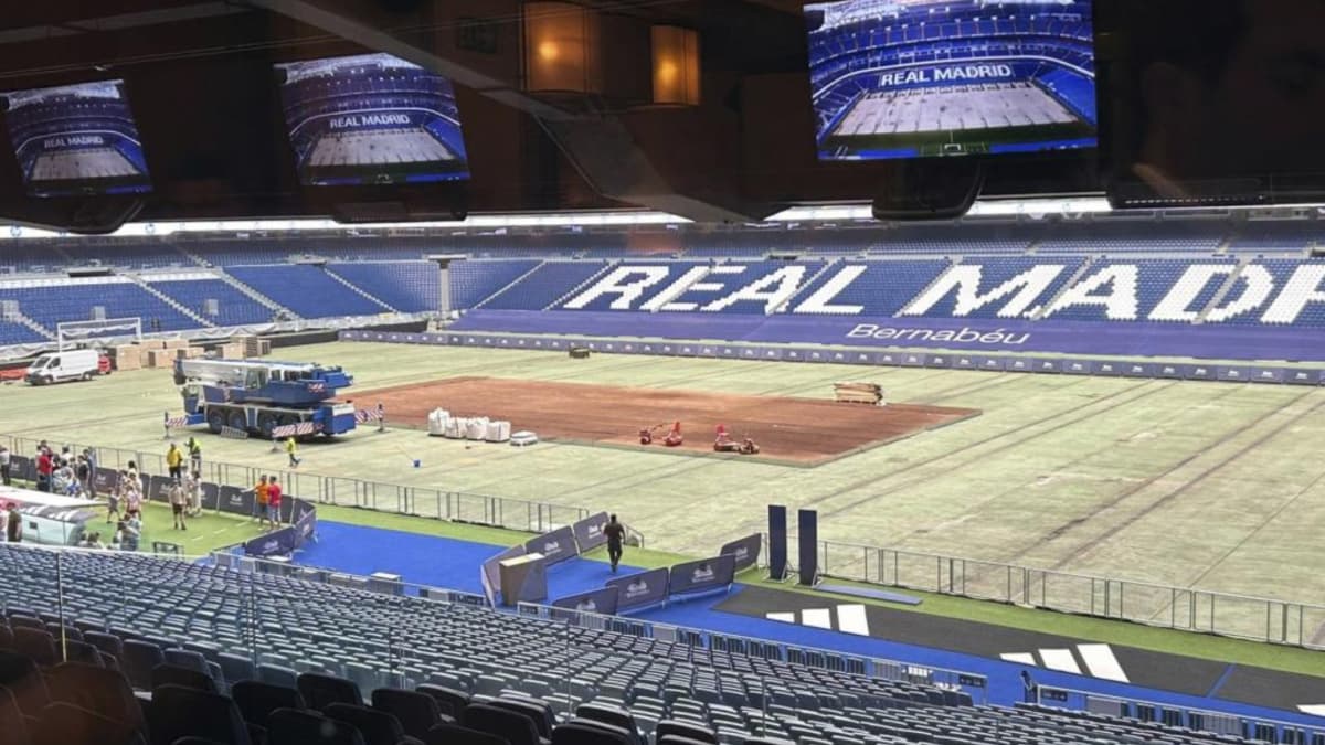 Transformación histórica del Bernabéu: ya tiene la pista de tenis del Mutua Madrid Open