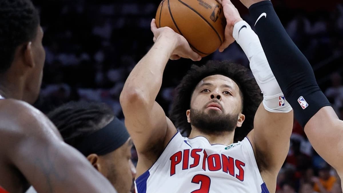 Los Pistons ganan su primer partido de Playoffs en Detroit en 18 años