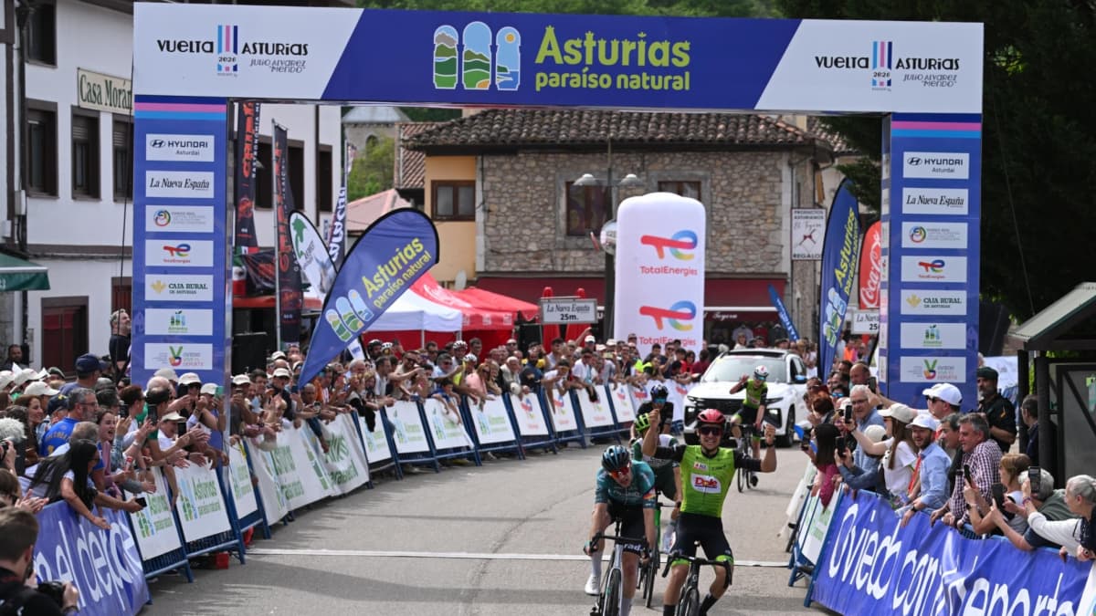 Gabriel Layrac gana la primera etapa de la Vuelta a Asturias