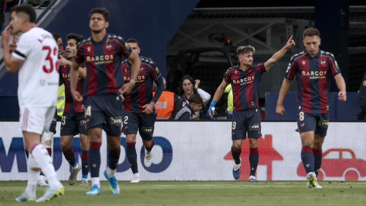 El Levante saca provecho de la feria del Sevilla