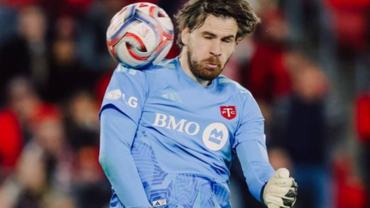 El portero goleador eclipsa los golazos de De Paul y Luis Suárez en la MLS