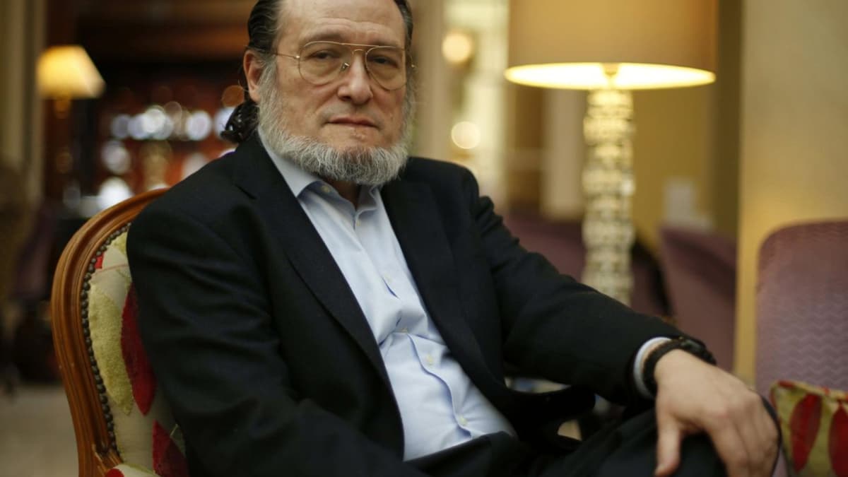 Santiago Niño Becerra lanza una pregunta: "¿Aceptaría 5.000 euros al año por no conducir?"