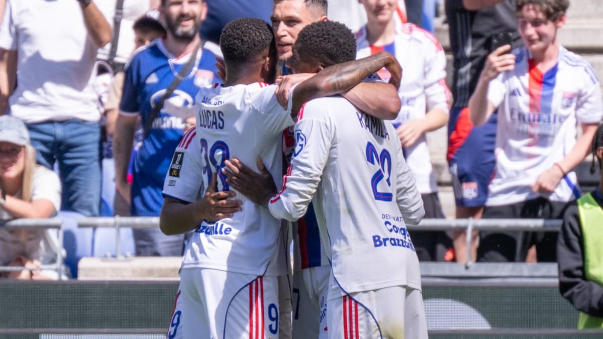 Yaremchuk hace de Endrick