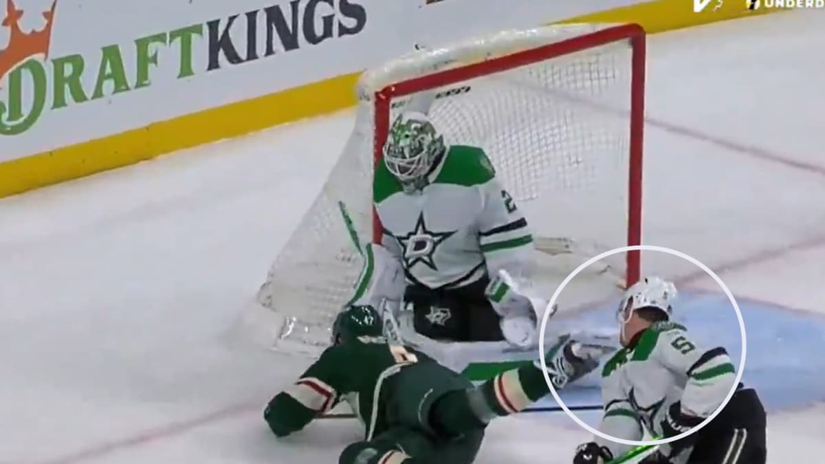 Se rozó la tragedia: un defensa de los Stars recibe un golpe en la cara con un patín