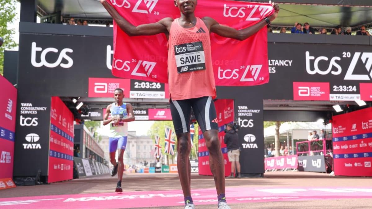Los parciales de locura de Sawe para romper la barrera de las 2 horas