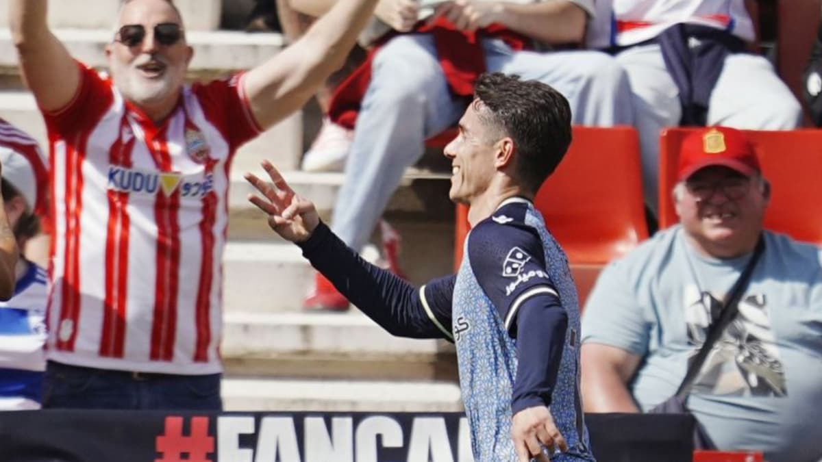 Arribas impulsa al Almería hacia Primera