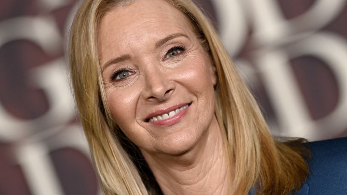 Lisa Kudrow critica a los guionistas de 'Friends': "¿Esa p*** no sabe leer? Fastidió mi frase"