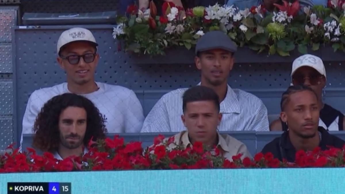 Enzo Fernández, en Madrid junto a Bellingham para ver a Jódar