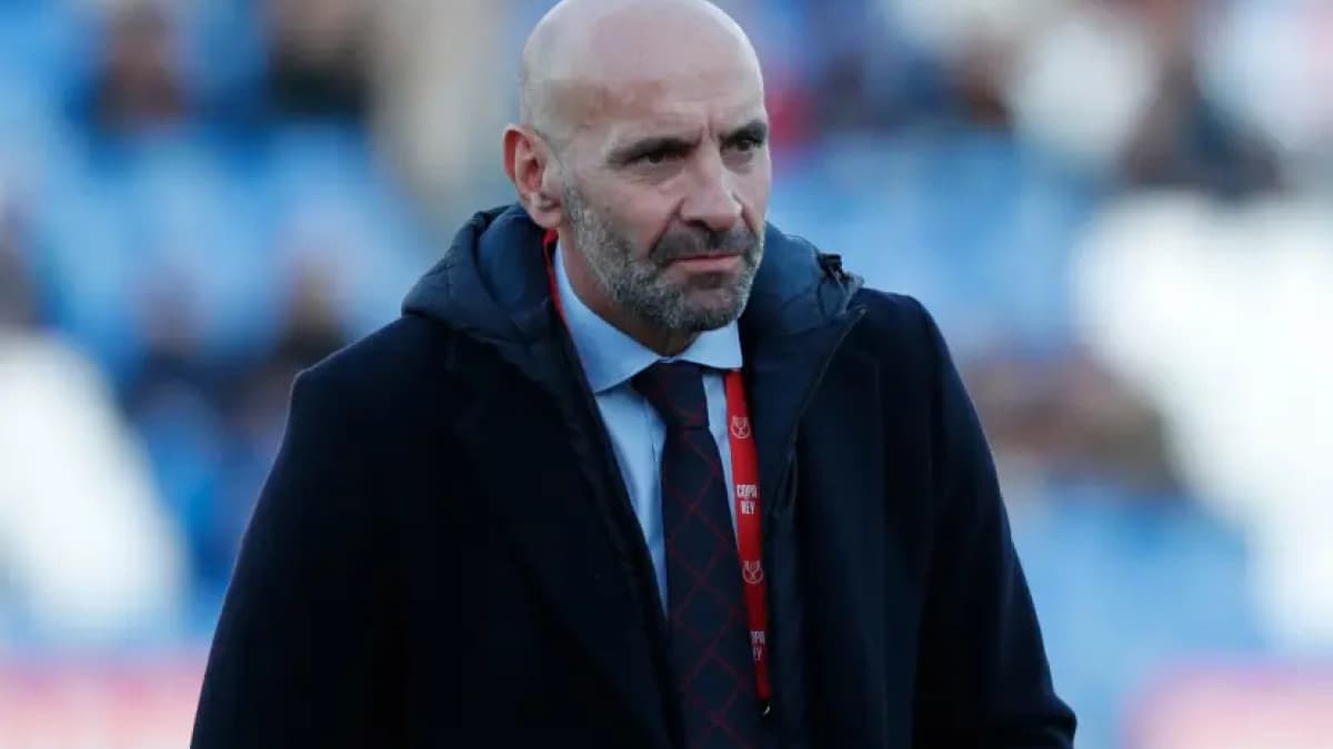 Monchi desata la locura en San Fernando: ¡sortea 236 coches!