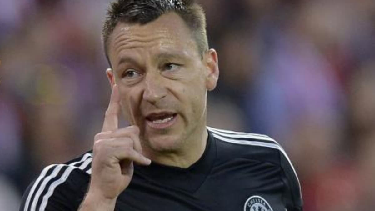 John Terry, leyenda del Chelsea, se posiciona contra los inmigrantes en Inglaterra