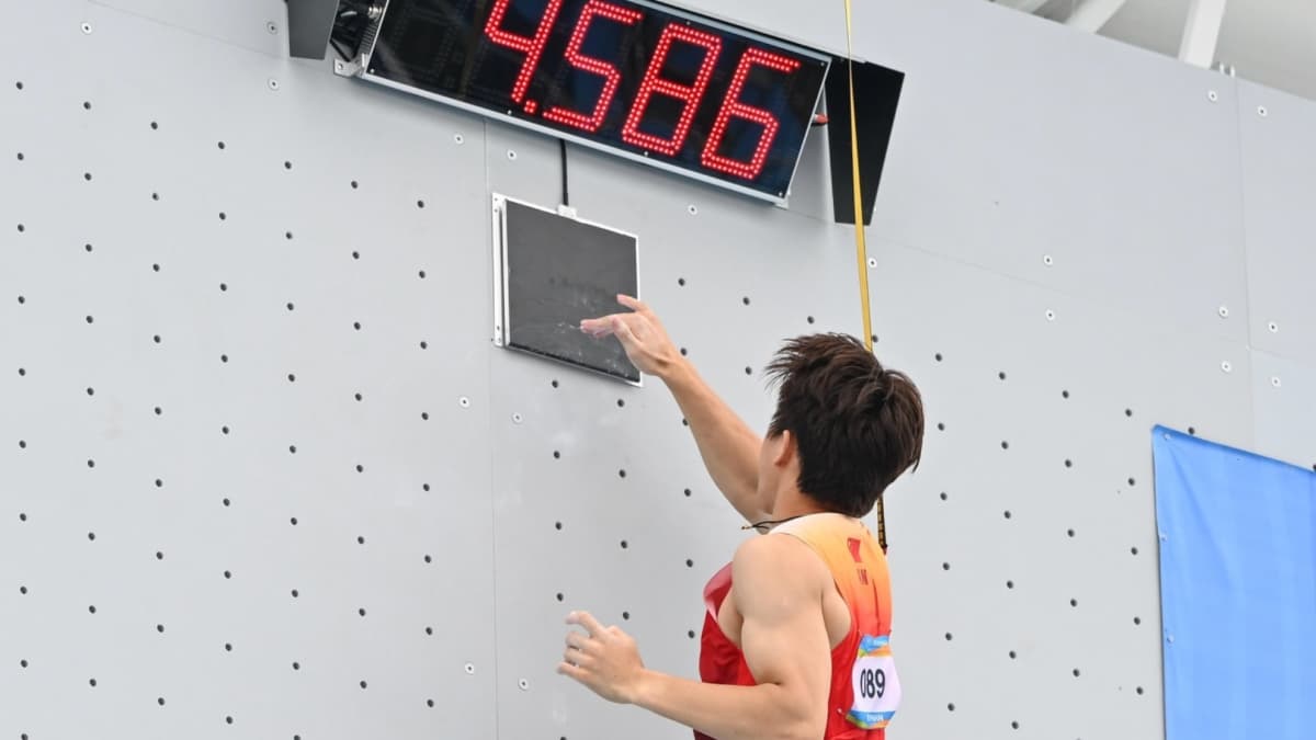 El prodigio de 16 años que pulveriza el récord mundial de velocidad: 4.58