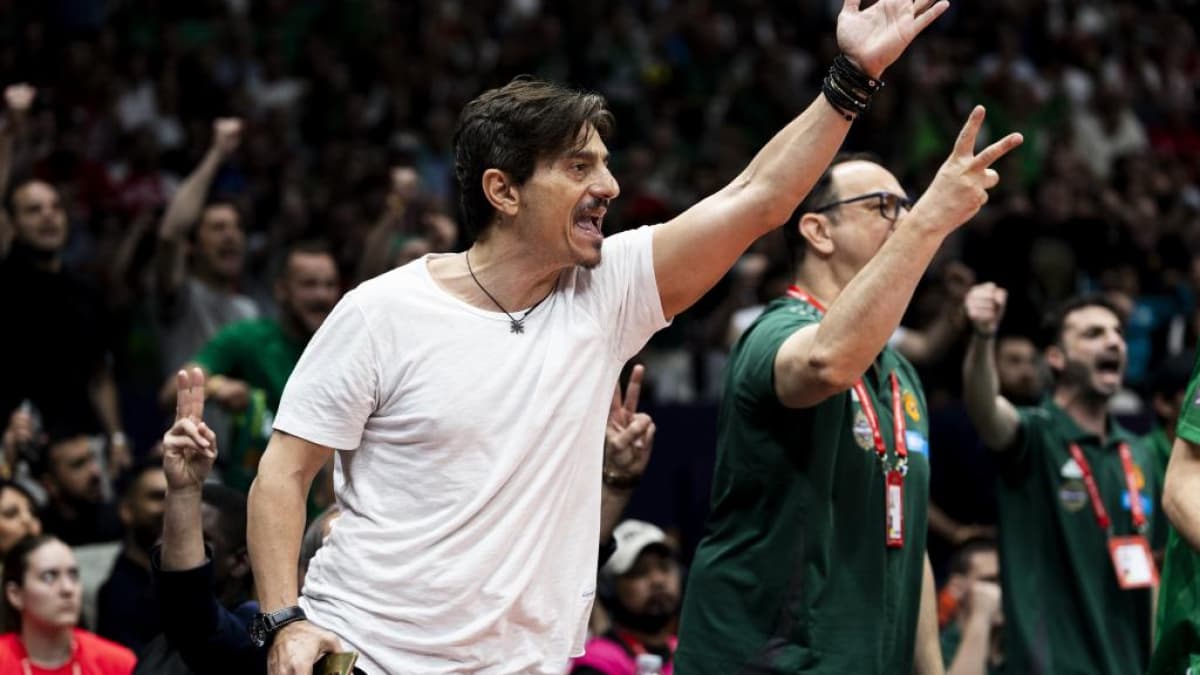 Ya calientan el tercero: el club carga contra el Valencia y el Roig Arena