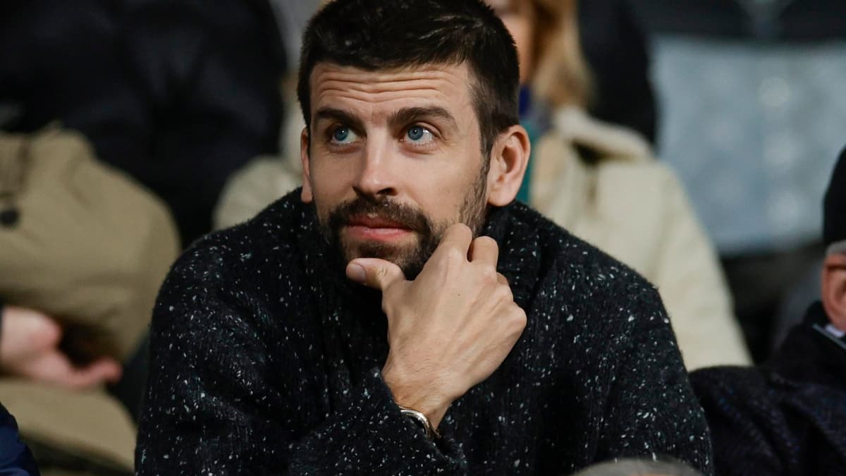 A Piqué se le va de las manos