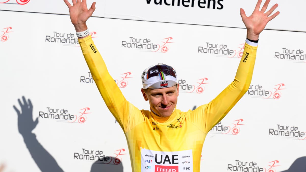 āHat-trickā de Tadej Pogacar: golpe sobre la mesa en el Tour de RomandĆa