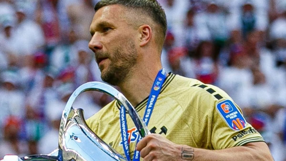 El último milagro de Podolski a los 40 años que rompe una racha ‘irrompible’