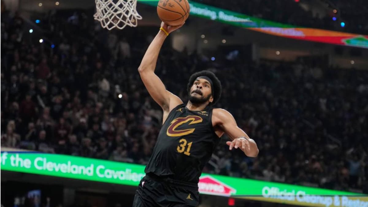 Un coloso completa la primera ronda con los Cavaliers