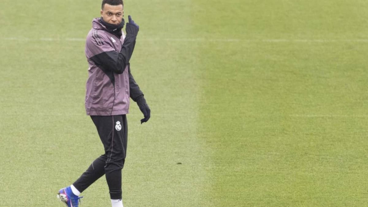 Mbappé, ajeno a la polémica: se entrena en su día libre