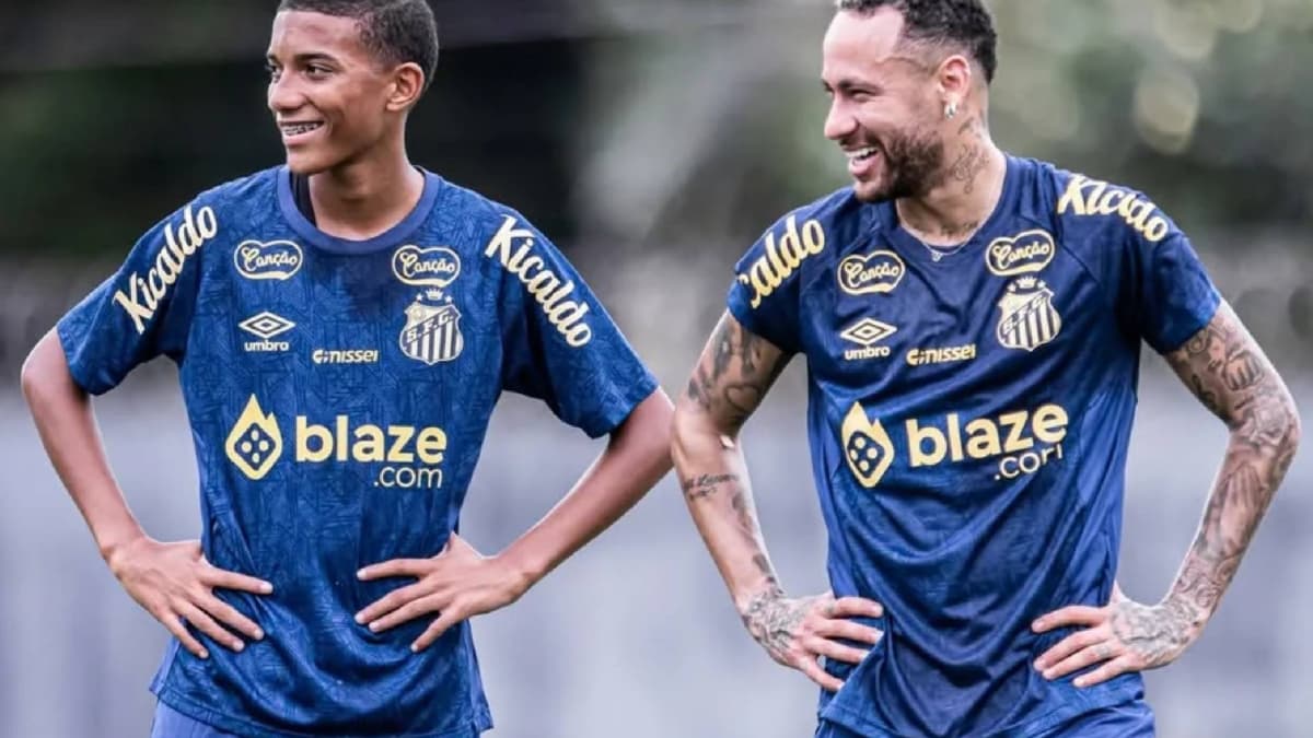 Sigue el jaleo en Santos y acusan al hijo de Robinho: "Debe actuar como un hombre"