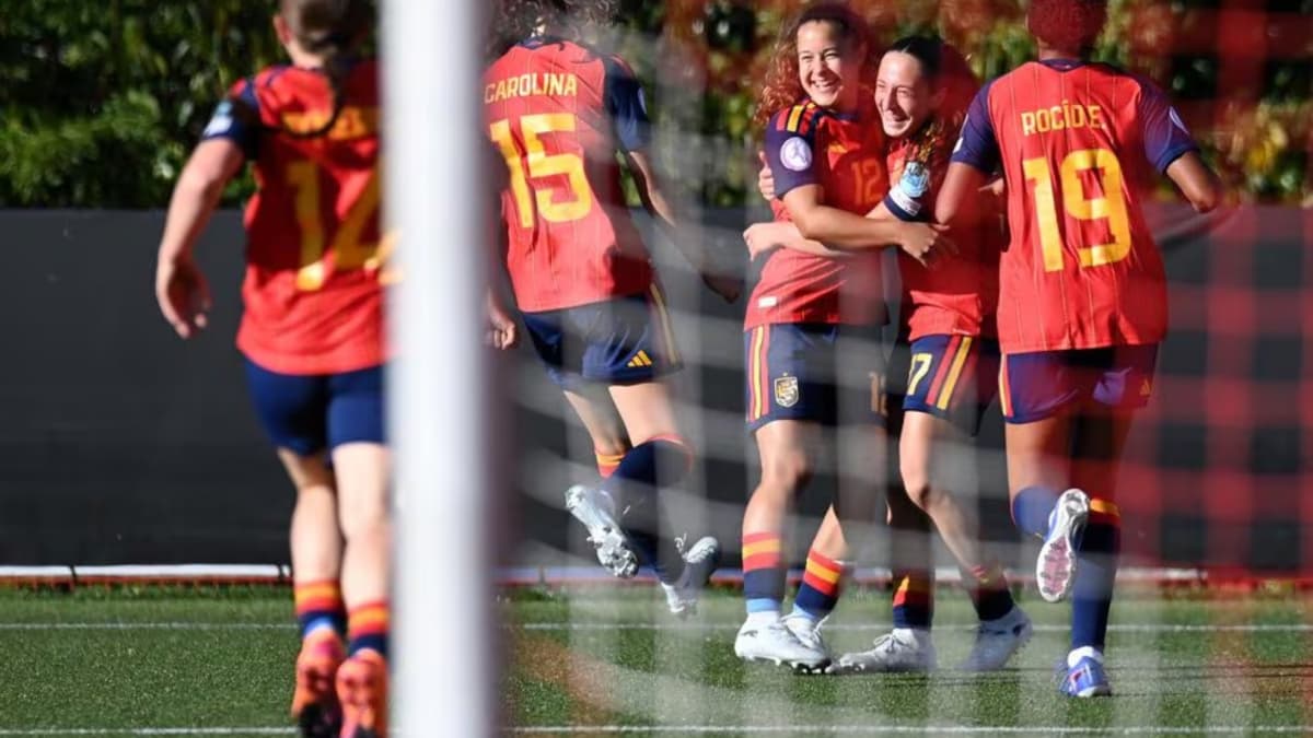 España arranca el Europeo Sub'17 con buen pie