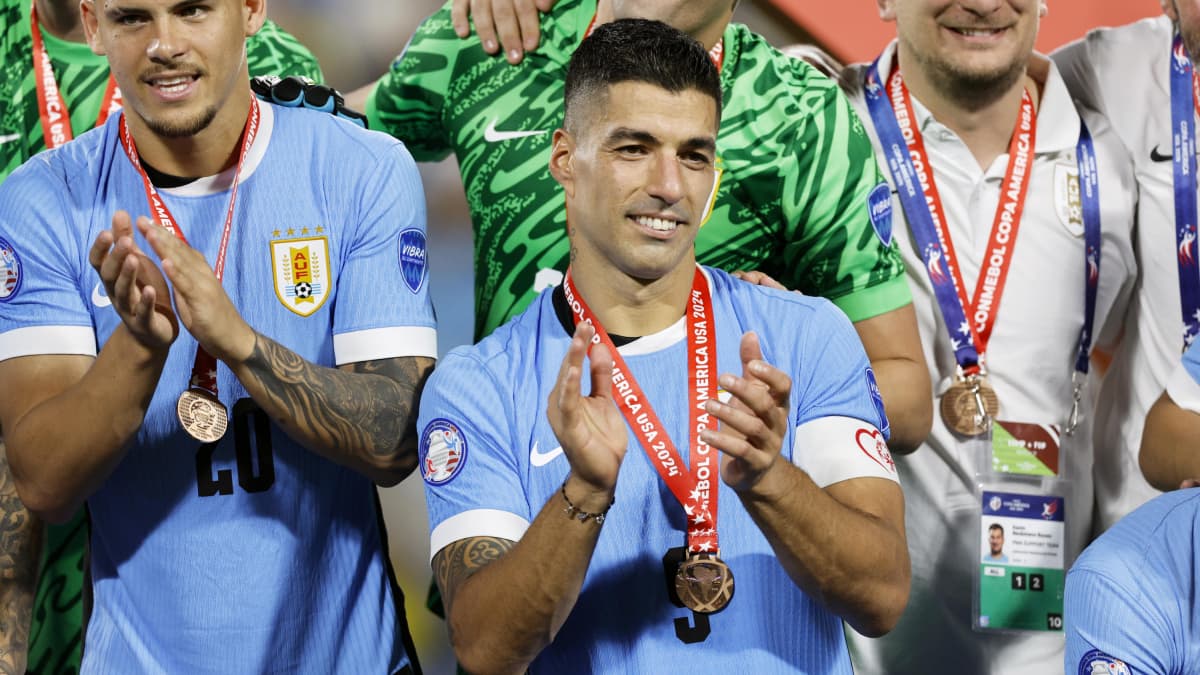 Luis Suárez abre la puerta a su regreso con Uruguay