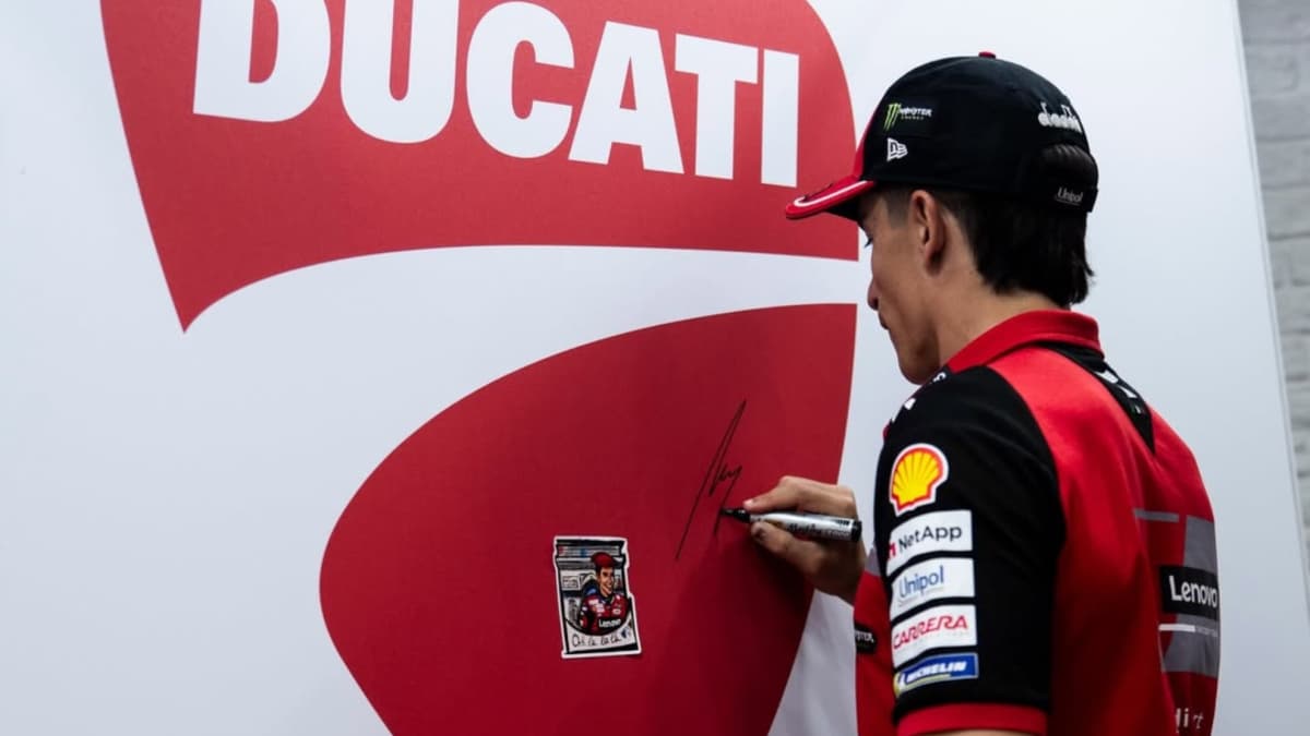 Marc MĂĄrquez se pone deberes: "La Ducati estĂĄ para luchar por el tĂtulo"