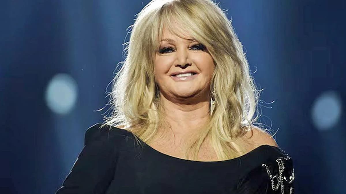 Bonnie Tyler está en coma inducido tras una cirugía intestinal de urgencia
