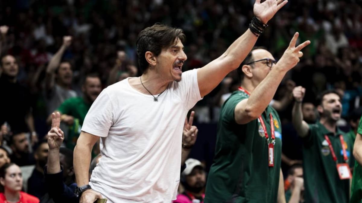 El dueño del Panathinaikos 'amenaza' con volver: "Espero que el Valencia me pueda dejar ver el quinto partido"
