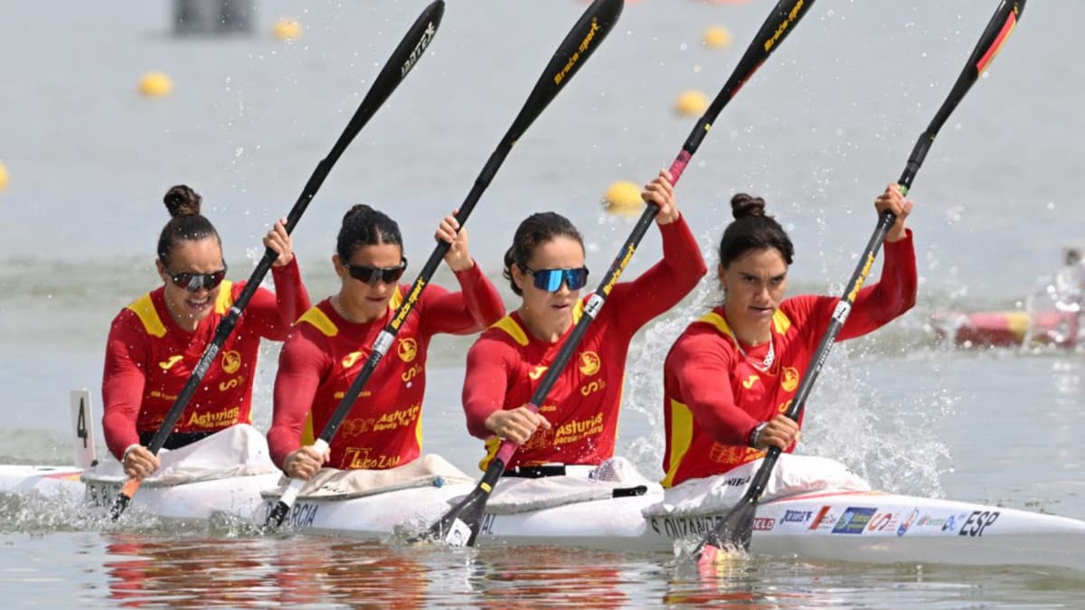 El K4 500 femenino brilla en la Copa del Mundo de Szeged