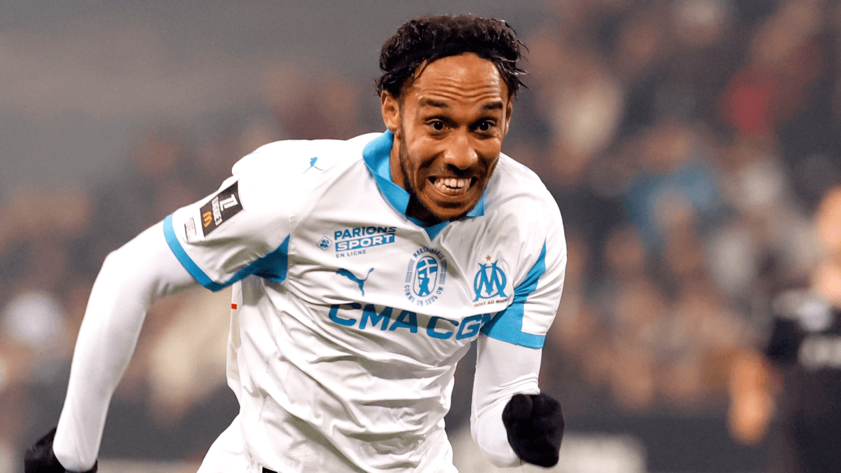 Aubameyang, apartado del Marsella por rociar a Bob Tahri con un extintor