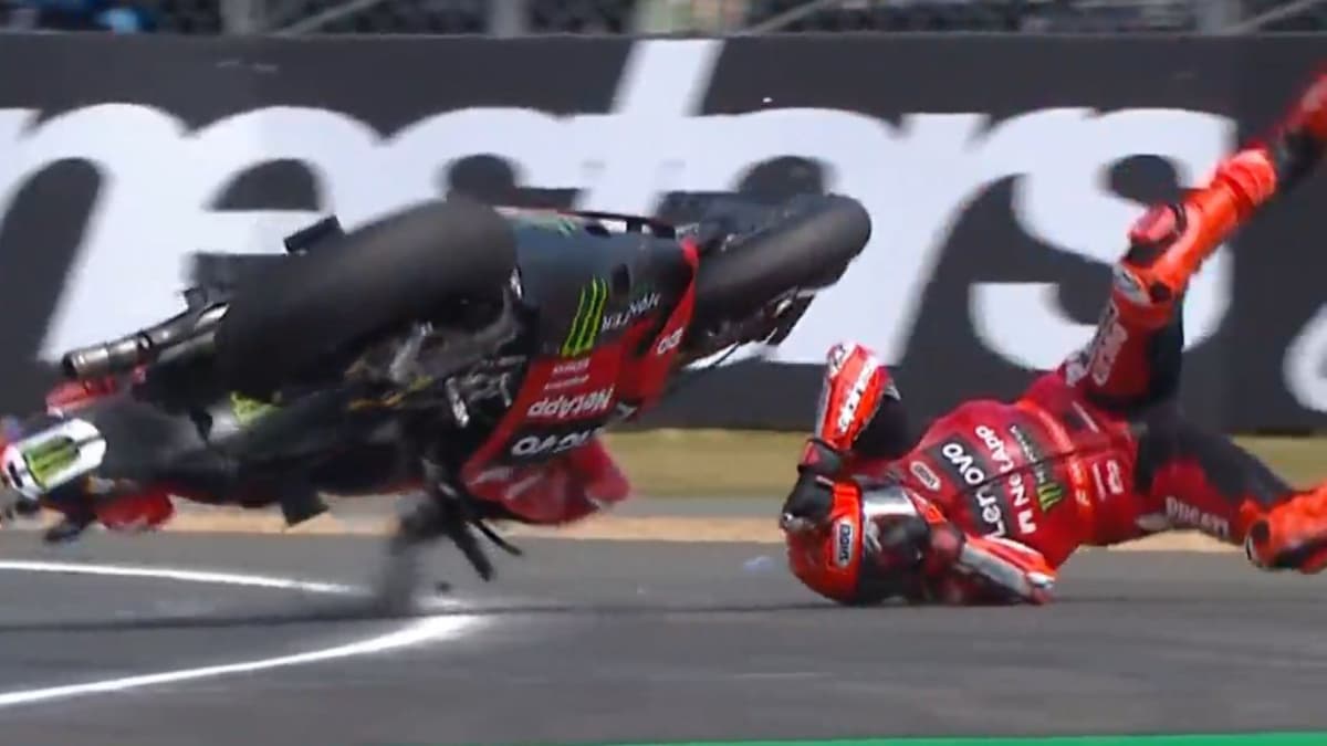 Escalofriante caída de Marc Márquez: trasladado al hospital