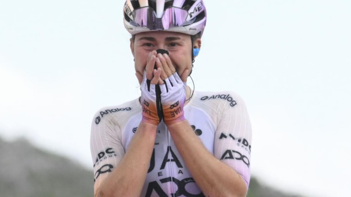 Polémica por la emisión de LaVuelta femenina: “Las ciclistas avanzan muy deprisa; a algunos les falta ponerse las pilas”