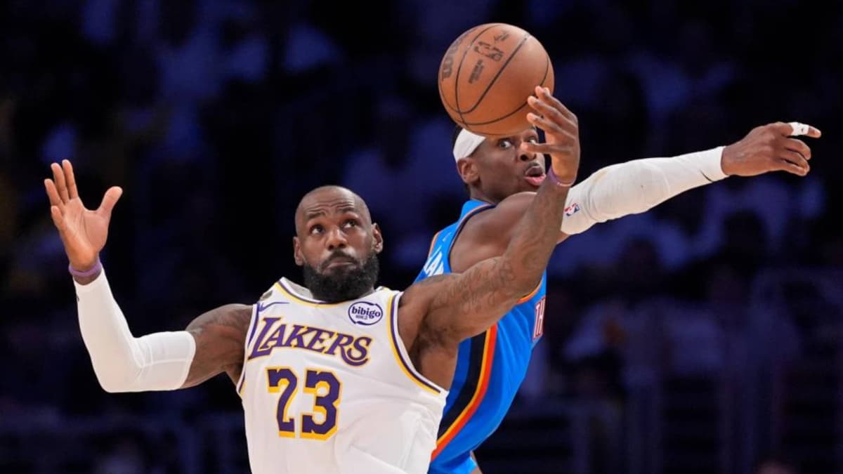 Los campeones le dan otra paliza a unos Lakers que penden de un hilo