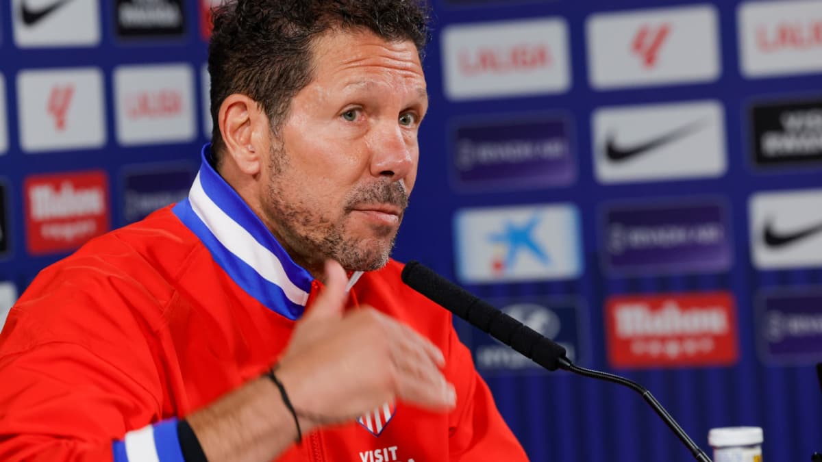 Simeone: "Mirando el partido de ayer pensaba 'dejamos dos veces eliminado al Barcelona, ¡Dios mío!'"
