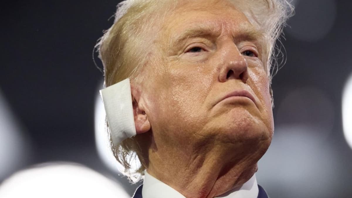 Los estadounidenses no se creen a Trump: piensan que sus atentados fueron un montaje