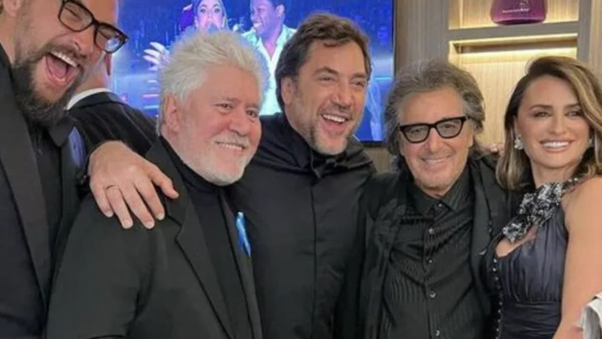 Almodóvar dice lo que nadie se atreve a decir del 'Palestina libre' de Bardem en los Óscar
