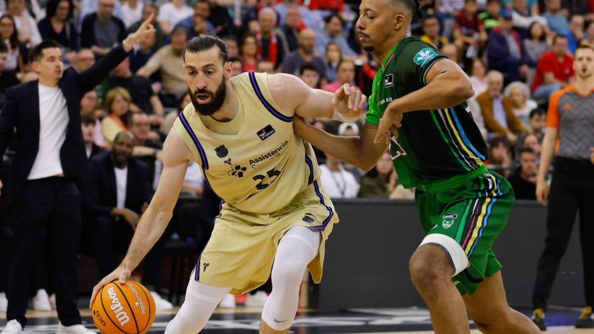 El BarΓ§a da un paso adelante y certifica el descenso del Granada a Primera FEB