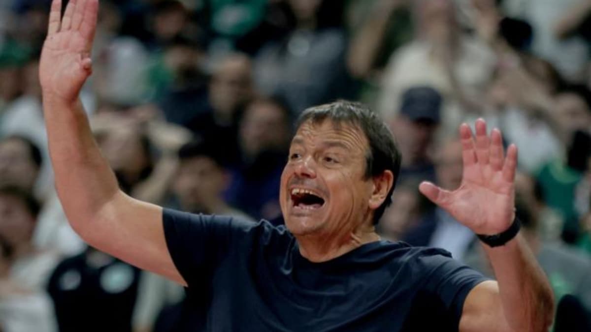 Ataman: "Si se mantiene el criterio arbitral en la Final Four es fácil que el Valencia la gane"
