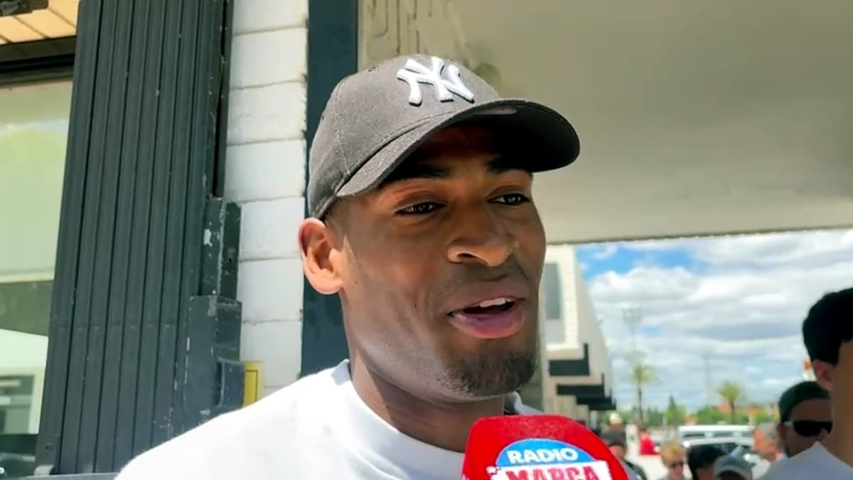 La visita sorpresa del finalista de Champions Mosquera en su día libre con el Arsenal