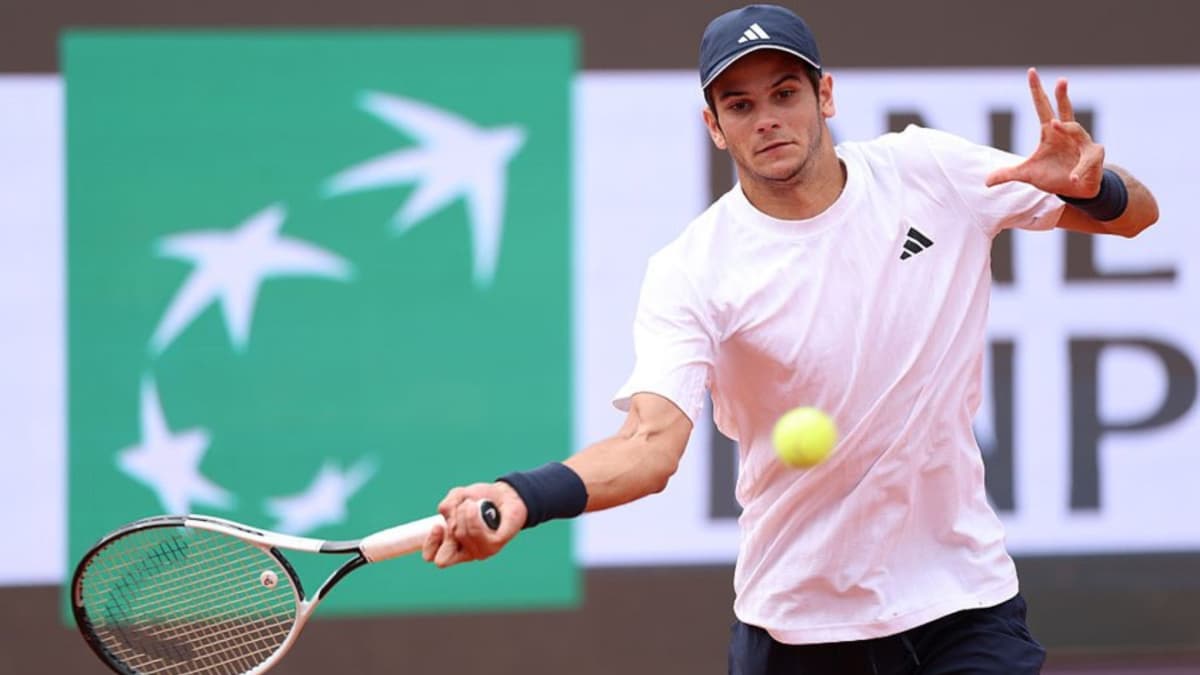 Rafa JĂłdar llega al lĂmite en los cuartos de Roma ante Darderi y mira a ParĂs