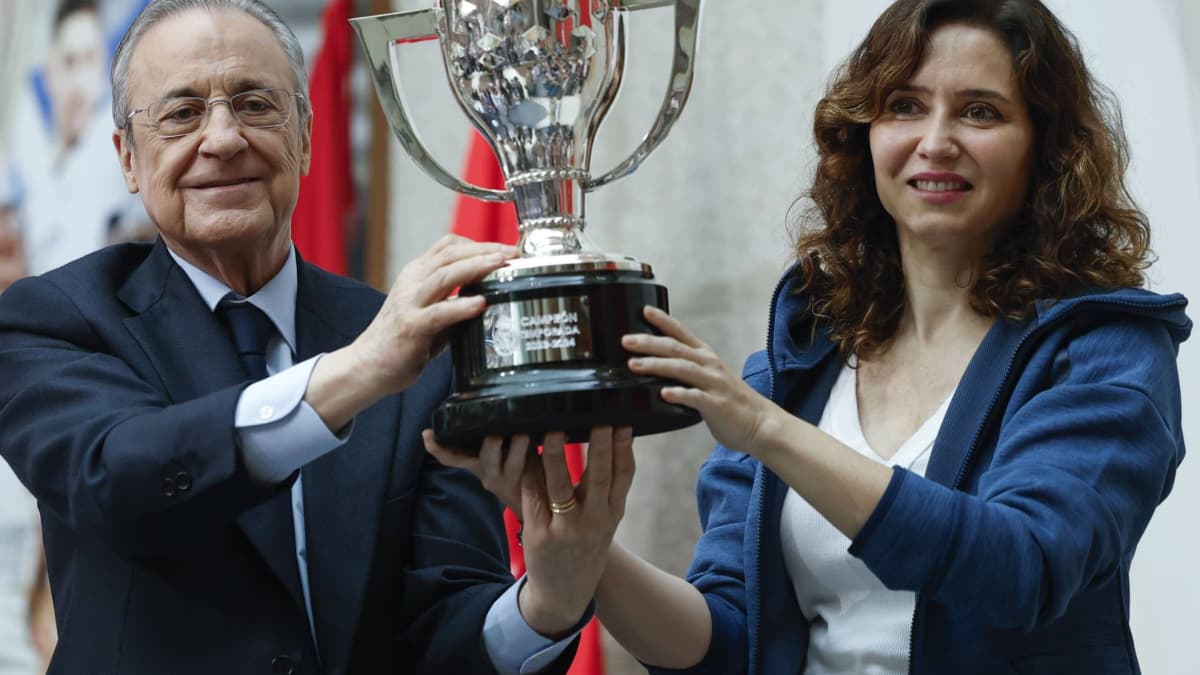 Isabel Díaz Ayuso se rinde a Florentino Pérez: "Le debemos muchísimo todos"