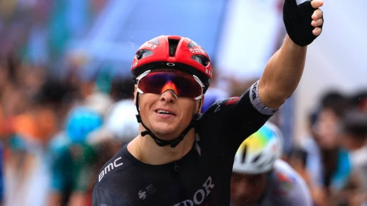 Unos pandilleros dejaron KO a golpes al ciclista De Kleijn: "Me insultaron con la enfermedad que mató a mi padre"