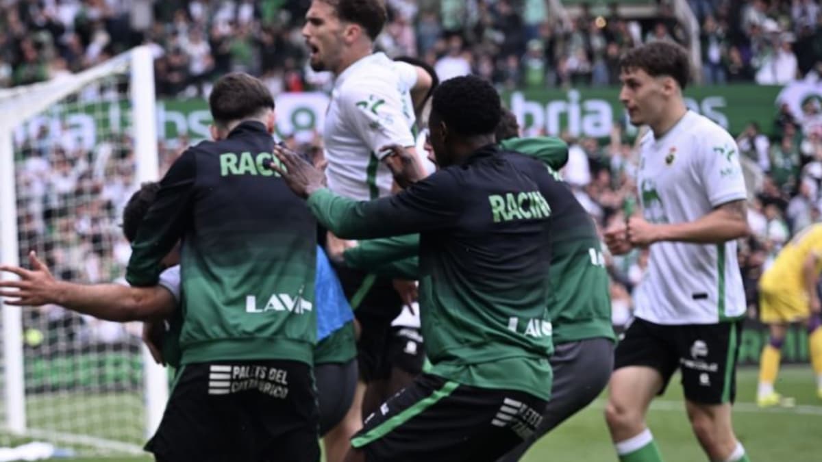 ¥El Racing vuelve a Primera 14 años después!