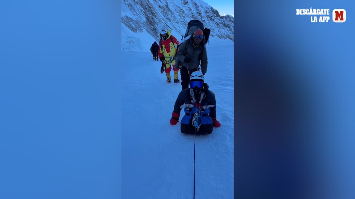 Nabiev, el doble amputado que desafĂa al Everest: cruza el Khumbu sĂłlo con sus manos