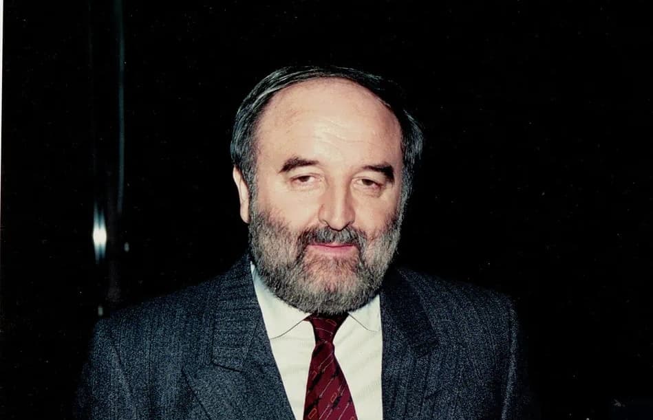 Muere Diego Carcedo.