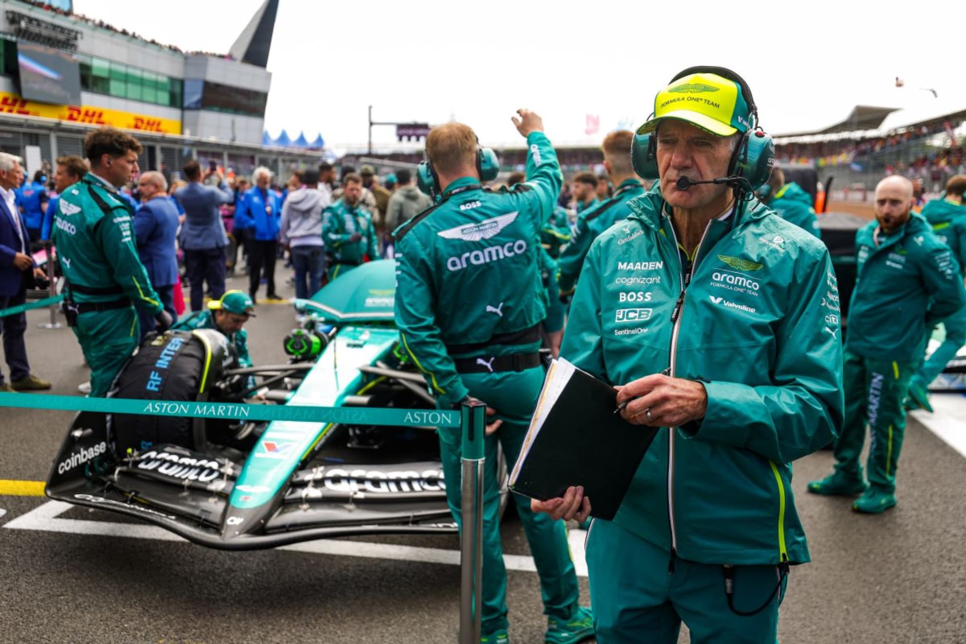 Newey, en la parrilla de una de las carreras.