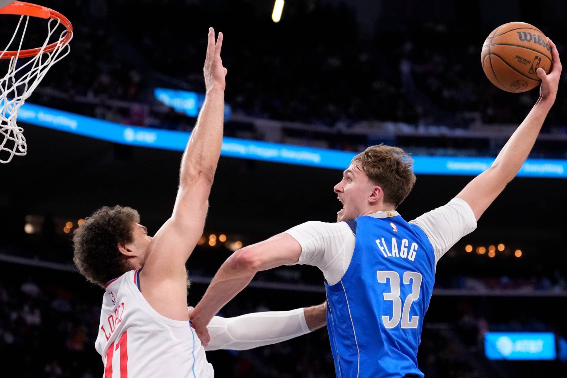 Copper Flagg, el adolescente que jamás había visto la NBA: mete 121 puntos en tres partidos (40,3 de promedio)