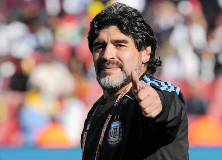 Diego Maradona — 8 Goals