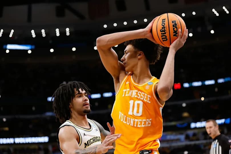 10. Milwaukee Bucks — Nate Ament (PF, Tennessee)