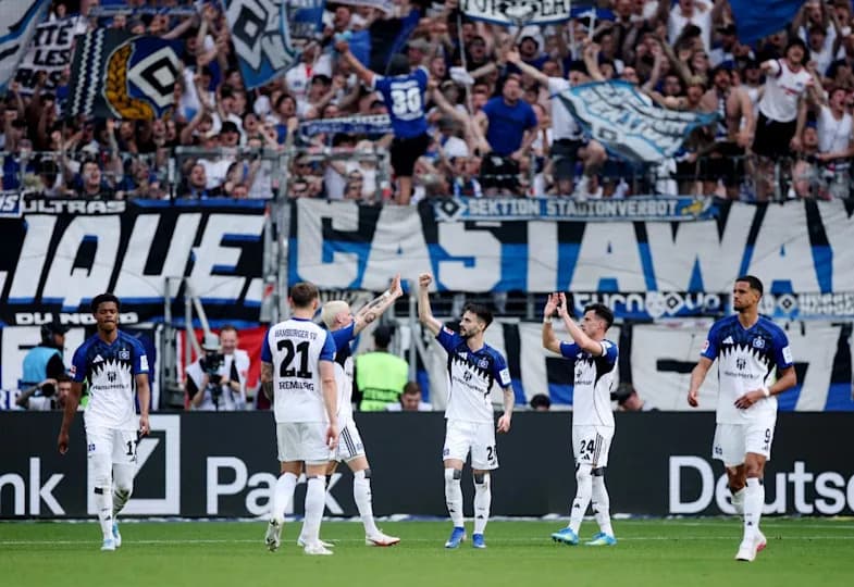 Albert Grönbaek praises âexceptionalâ Fabio Vieira after breaking the ice